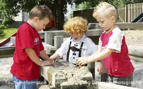 kinder-sandkasten c) tourist-information-willingen.jpg