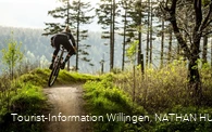 Mountainbikerin auf Trail in Willingen 